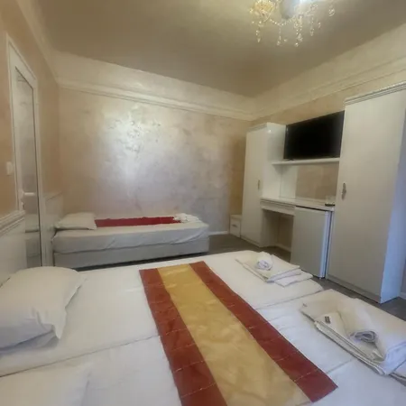 Bm Complex Napospart