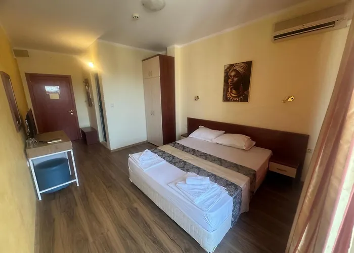 Bm Complex Отель Солнечный берег